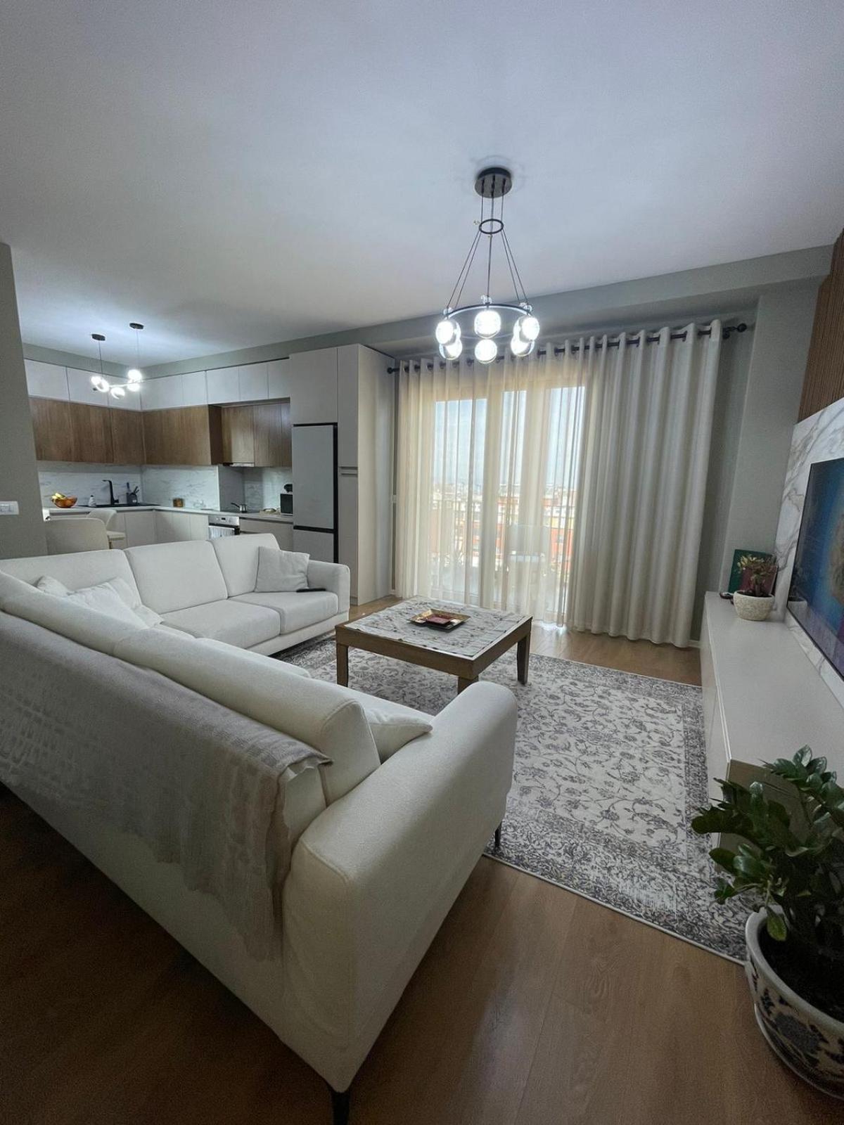 Garden Building Luxury Apartment Тирана Екстериор снимка