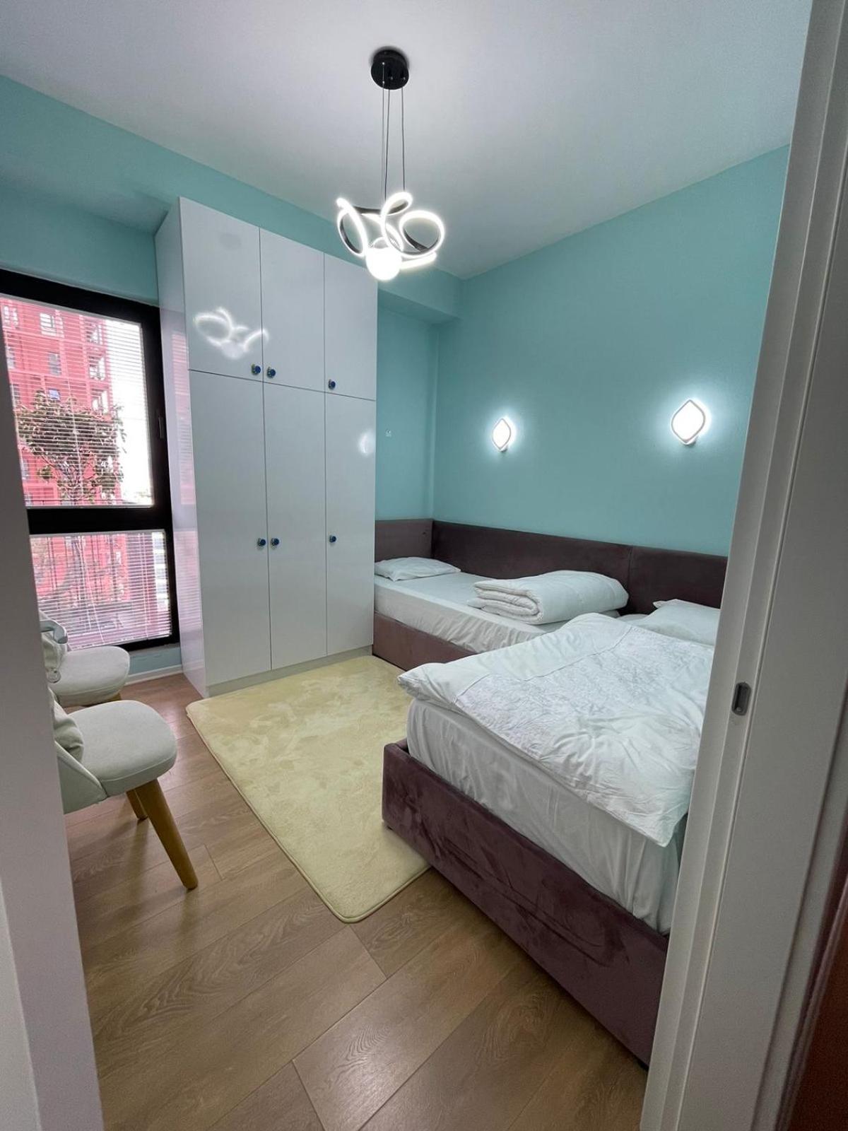 Garden Building Luxury Apartment Тирана Екстериор снимка
