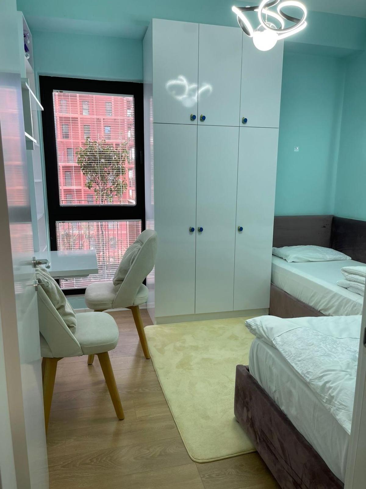 Garden Building Luxury Apartment Тирана Екстериор снимка