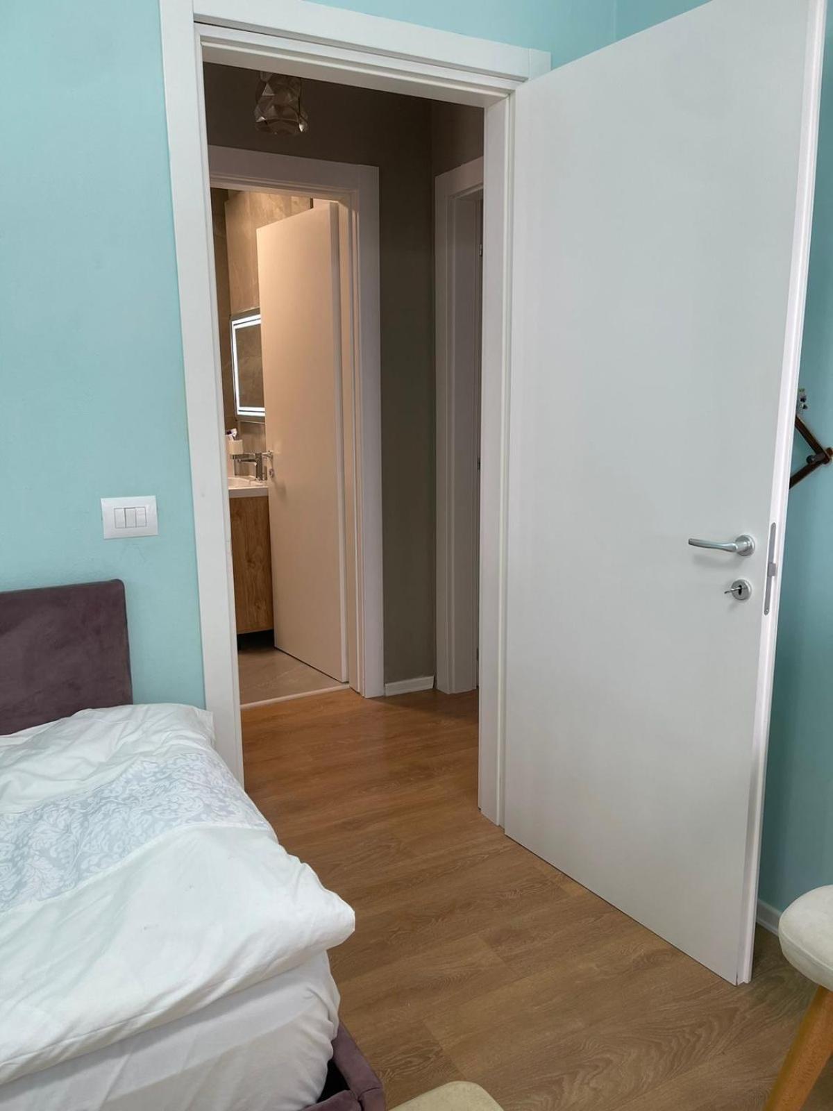 Garden Building Luxury Apartment Тирана Екстериор снимка