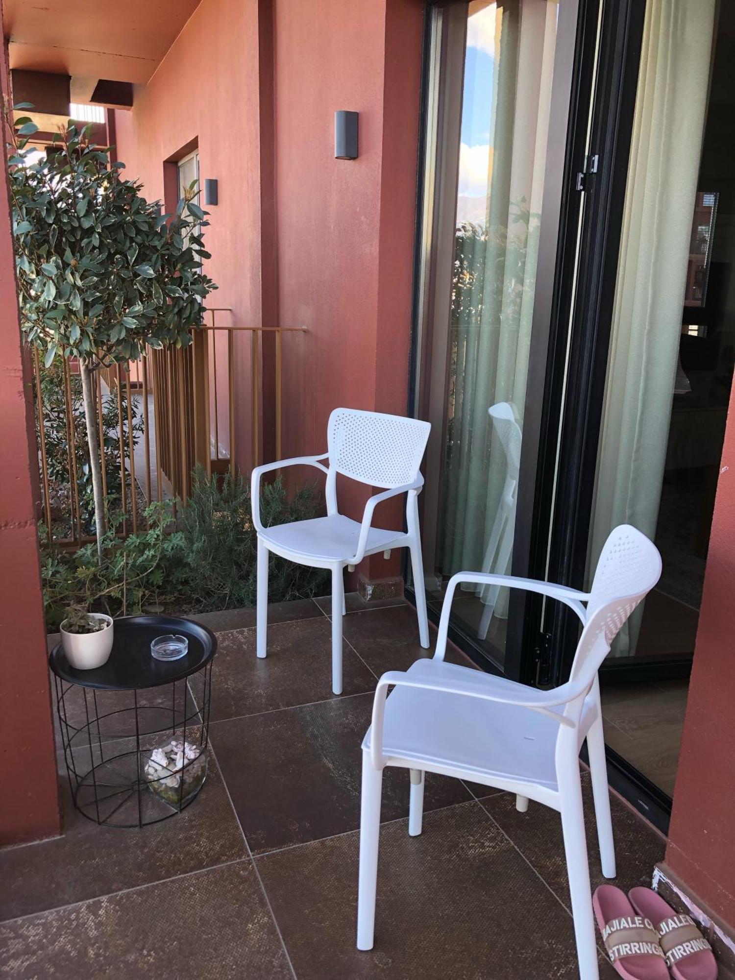 Garden Building Luxury Apartment Тирана Екстериор снимка